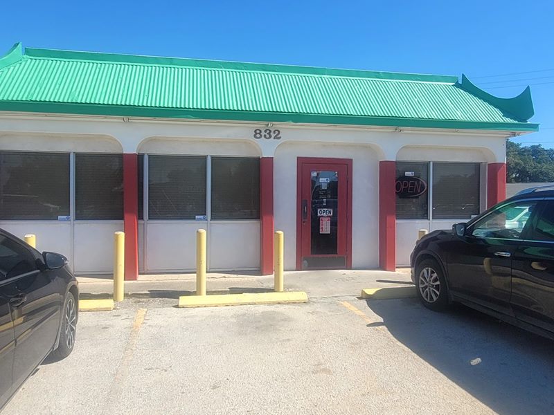 China Moon Chinese Restaurant exterior